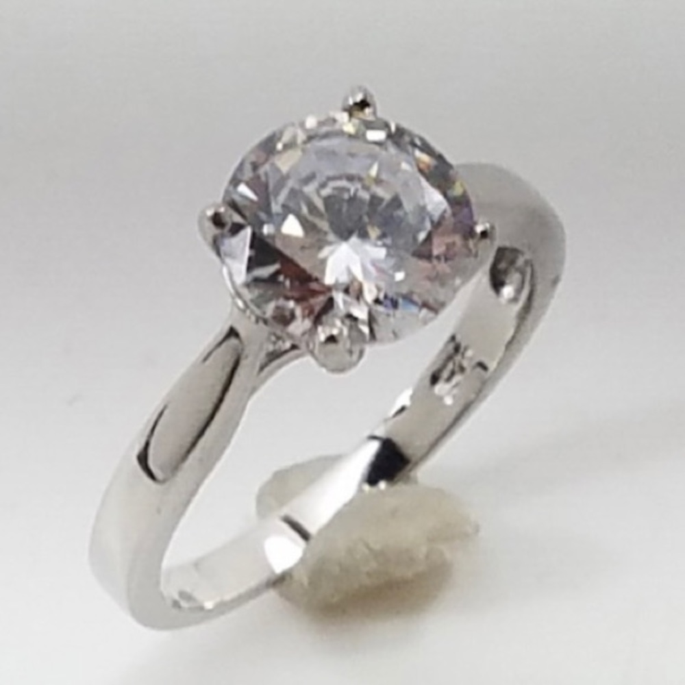 Stunning Sterling Silver CZ Solitaire Ring
